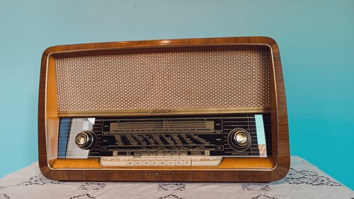 Röhrenradio restauriert - restauriert,