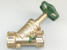 SCHLÖSSER FREISTROMVENTIL 1 1/4" IG DN32 SCHRÄGSITZVENTIL ABSPERRVENTIL ENTL.