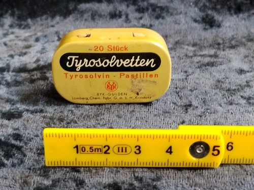 Alte kleine blechdose 20 - alte,