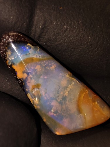 Koroit boulder opal - opal, ct