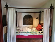 Indisches Himmelsbett  aus Massivholz, 140x200 mit Lattenrost