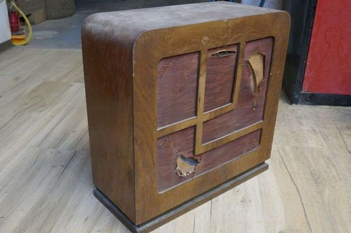 Alter lautsprecher aus - aus, holz