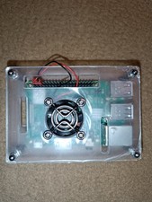 Raspberry Pi 3 B+ mit Gehäuse Und Kühler 