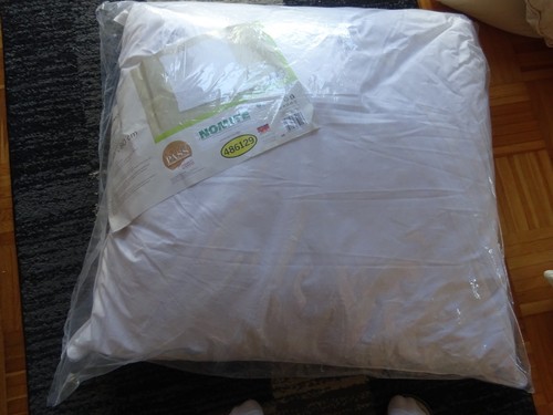 Nomite kissen mit federn und - kissen,