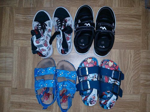 Paar junge jungs schuhe - 4,