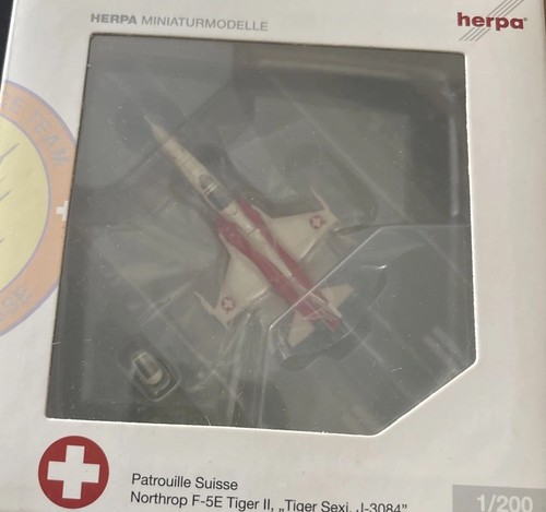 Herpa 553049 patrouille suisse - herpa,