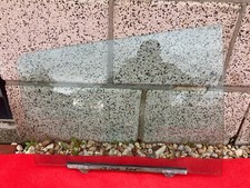 Mercedes Benz Scheibe Fensterscheibe Coupe W114 250 280 Fahrerseite /8 Strich 8