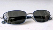 Retro: Colors of Benetton alte Sonnenbrille blaues Metallgestell