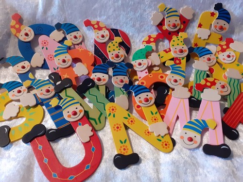 Holzbuchstaben clown - holzbuchstaben,