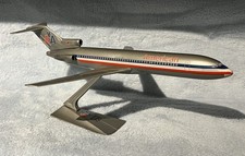 Flugzeugmodell 1:200 Boeing 727 Vintage Travel Agency Model (see Photos!)
