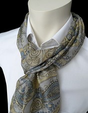 leichter Seidenschal 100%