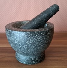 JAMIE OLIVER - schwerer Granit-Mörser 14,5 cm mit Stößel- NEUWERTIG
