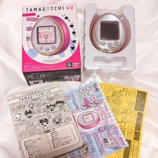 Bandai Tamagotchi 4U Pink