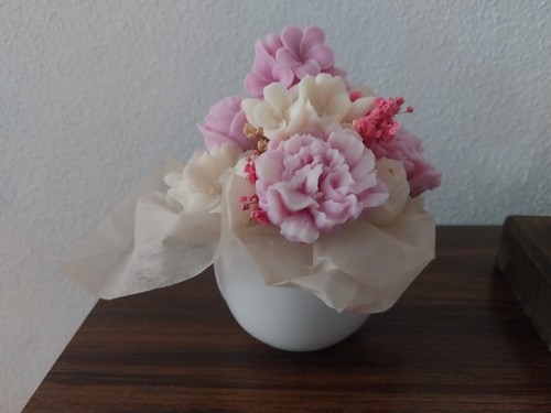 Duftstrauß aus rosa - , und