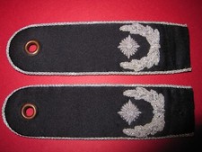 Schulterklappen Uniform