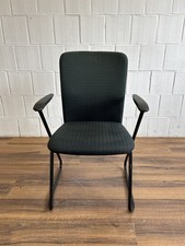 Martin Stoll Besucherstuhl dunkelgrün/schwarz kleine Mängel