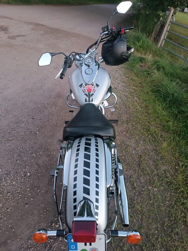 Suzuki intruder 125ccm - suzuki,