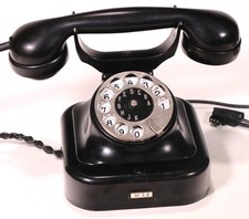 Altes Telefon W28, Bj. 1929.  Sehr guter Zustand, funktionsfähig. Telephone W 28