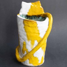 Japanese vase cat unique hand