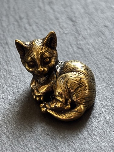 Entspannte katze messing - entspannte,