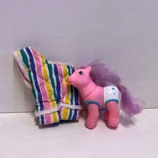 Hasbro - My little Pony - Baby mit Anzug Schlafanzug - 8,5 cm lang - GUT   #1549