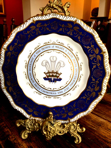 Royal crown derby limited - royal,