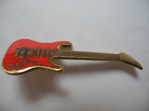 Abzeichen elektrogitarre ddr - abzeichen,