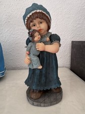 Vintage Dekofigur Mädchen mit Puppe – 24,5 cm – nostalgisch / Landhausstil