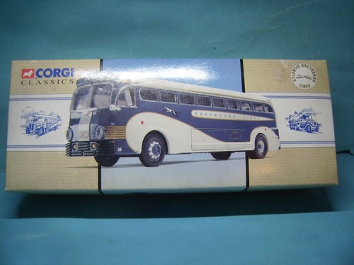 Corgi classics vintage buses - vintage,