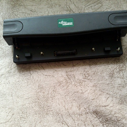 Port replicator dockingstation - replicator,