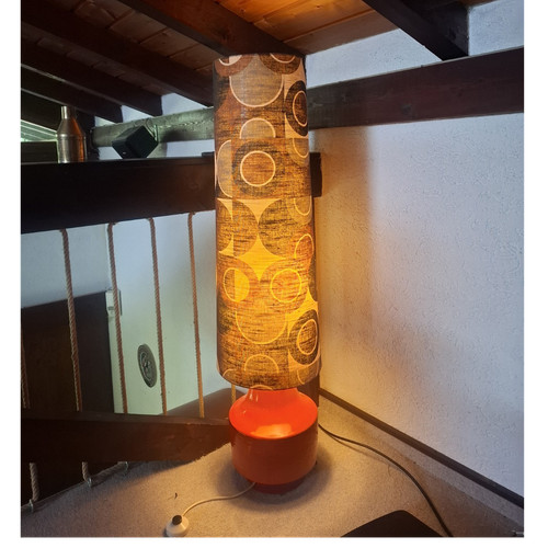 Tischlampe zylindrischer