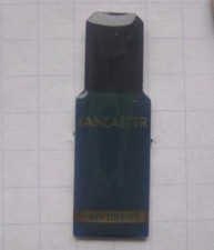 LANCASTER SKIN THERAPY ...... Kosmetik / Parfüm - Pin (162c)