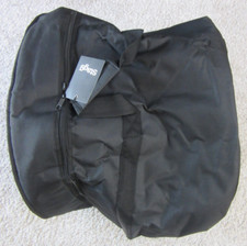 Stagg 22B Tasche für 22 Zoll Bassdrum gefüttert.