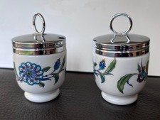 Egg Coddler Royal Worcester, Blumen