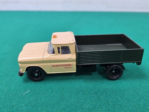 Corgi chevrolet apache - chevrolet,