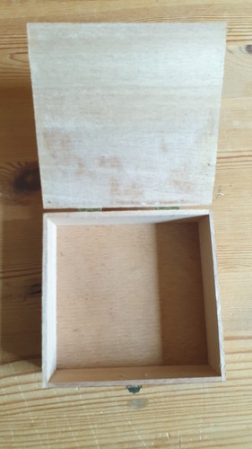 Holzkisten mit deckel - kl.,