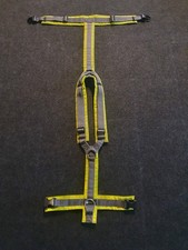 zwei mal AnnyX Brustgeschirr Fun L und Protect XL