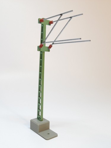 Oberleitungsmast mit