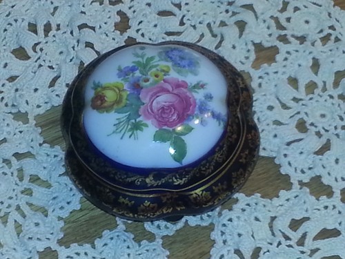 Kleine zuckerdose porzellan - ,
