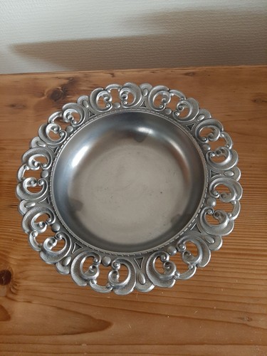 Zinnschale mit füßen rund - füßen,,
