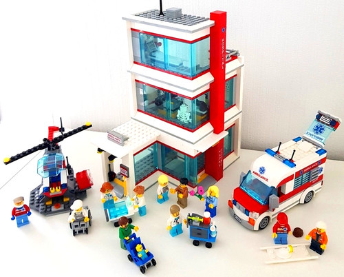 Lego city 60204 krankenhaus - lego,