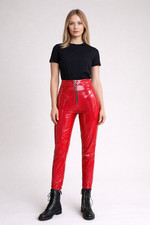 Lackhose in Größe 36 mit