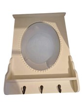 Süßer Wandspiegel aus Holz