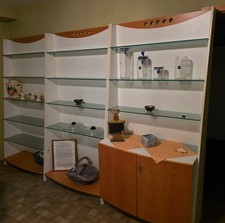 Hochwertige Grundausstattung für Kosmetikinstitut,  Praxis oder Nagelstudio