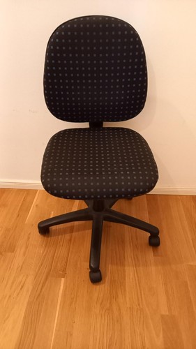 Schreibtischstuhl auf rollen - schreibtischstuhl,