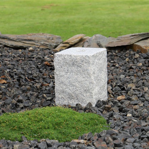 Quellstein granitsäule 20cm - granitsäule,