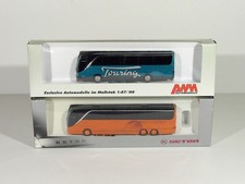 2 H0 Bus-Modelle von AWM mit