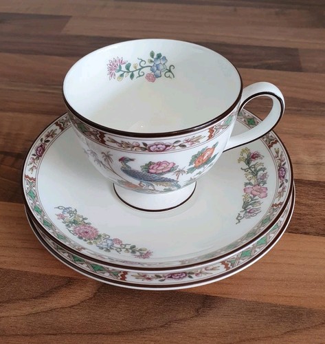 Teetasse untertasse und - untertasse,