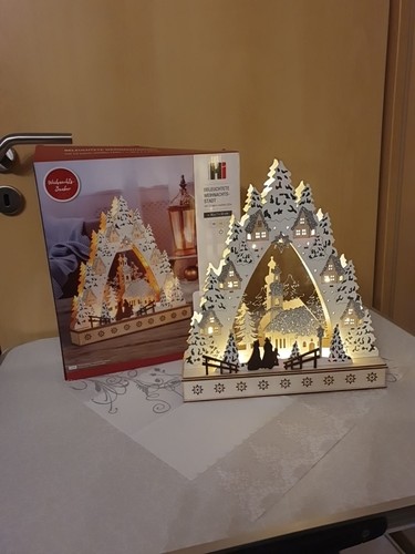 Beleuchtete weihnachtsstadt - beleuchtete,