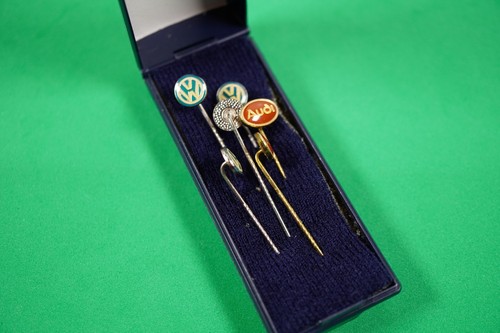 Konvolut anstecknadel pin - konvolut, 6x